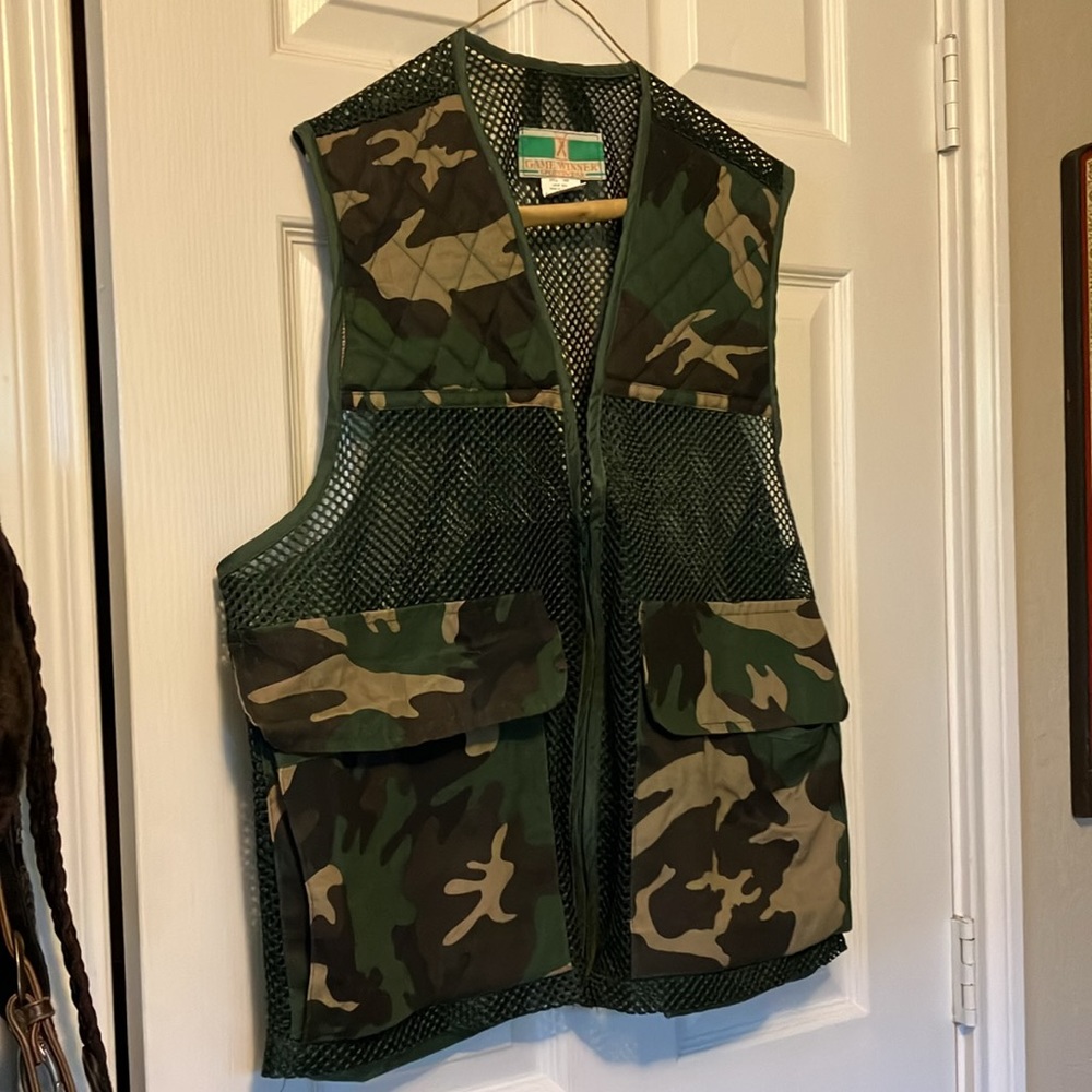 Game Winner Camo Hunting Mesh Vest Cargo Pockets w/Ammo Slots & Rear Game Pouch